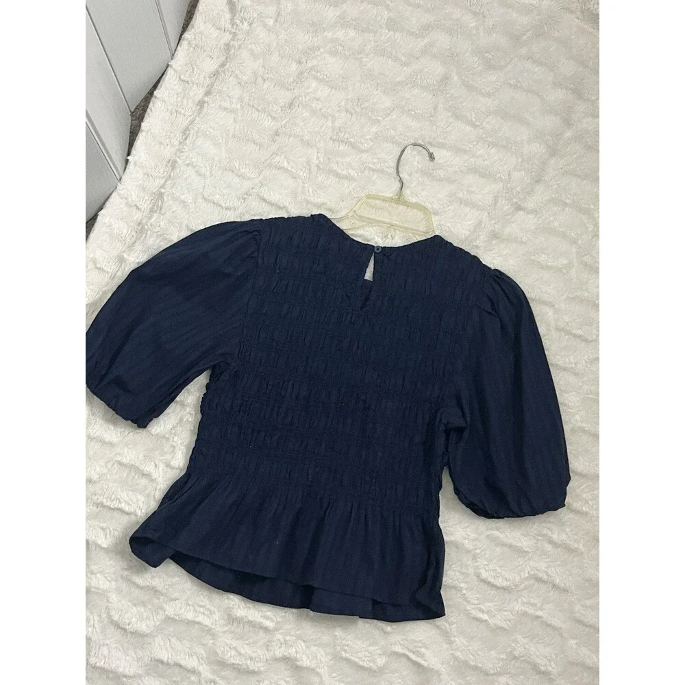 Old Navy Women’s Navy Blue Short Puff Sleeve Smocked Peplum Blouse Top Size M